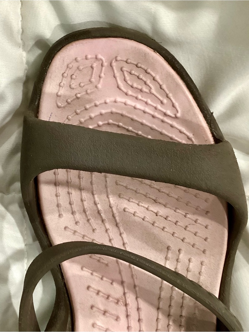 CROCS Women's Size 8 Cleo Sandals in Chocolate and Cotton Candy- Discontinued - Picture 5 of 13